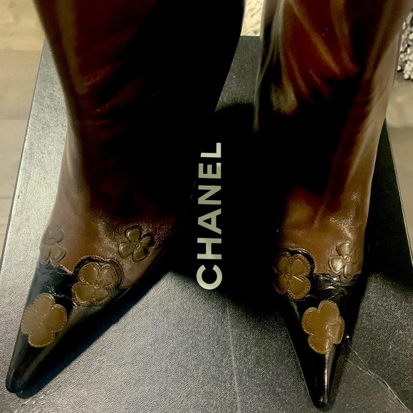 Chanel boots, used once inside house. - Picture 1 of 4